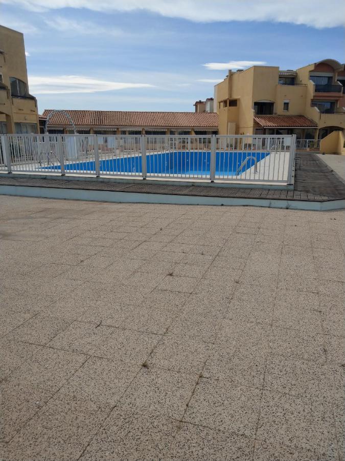 Mer Veilleuse Gruissan - Clim - Piscine Exteriör bild